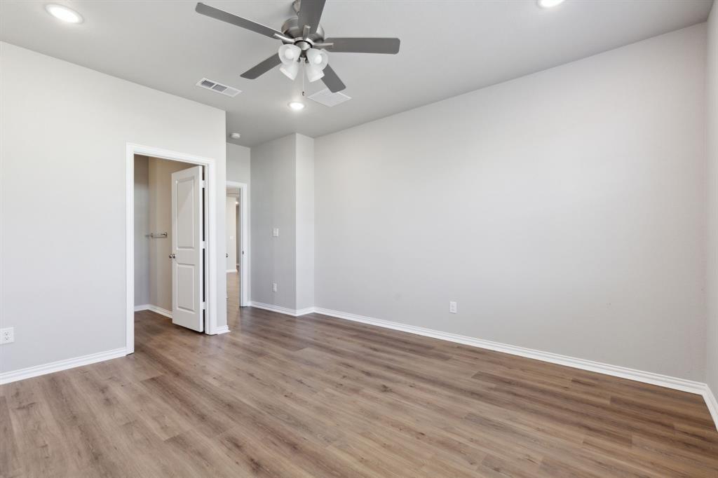 820 Brookside Drive Springtown, TX 76082 - Photo 16 of 25