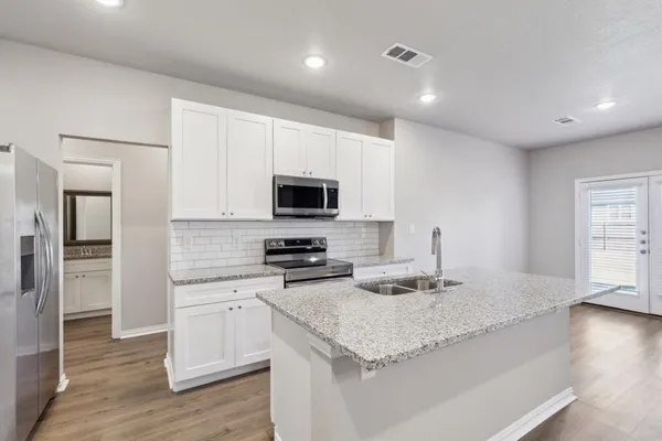 $2,095 | 820 Brookside Drive, Springtown, TX 76082