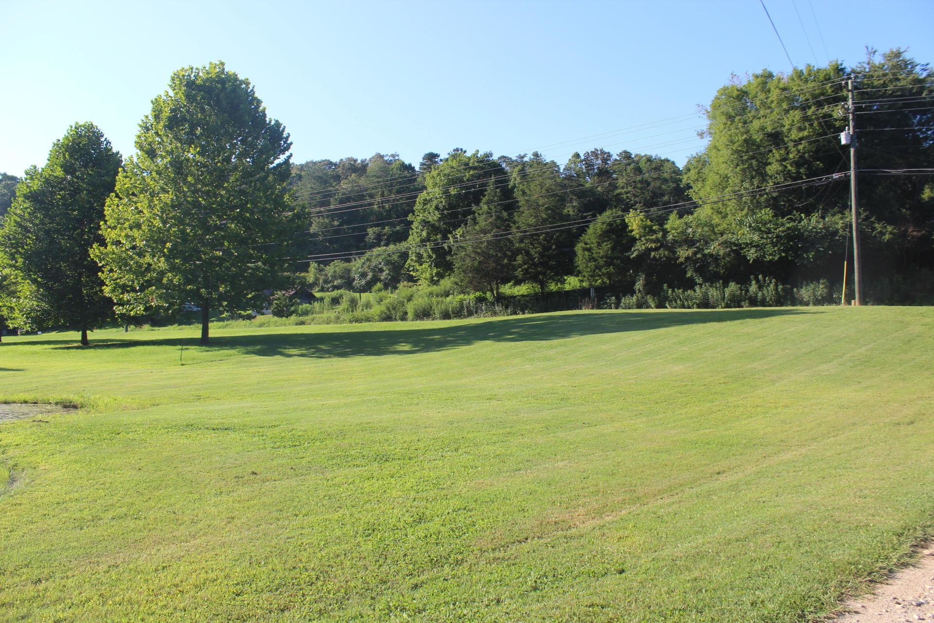 603 Sulphur Springs Road Clinton, TN 37716 - Photo 5 of 40 IMG_3545