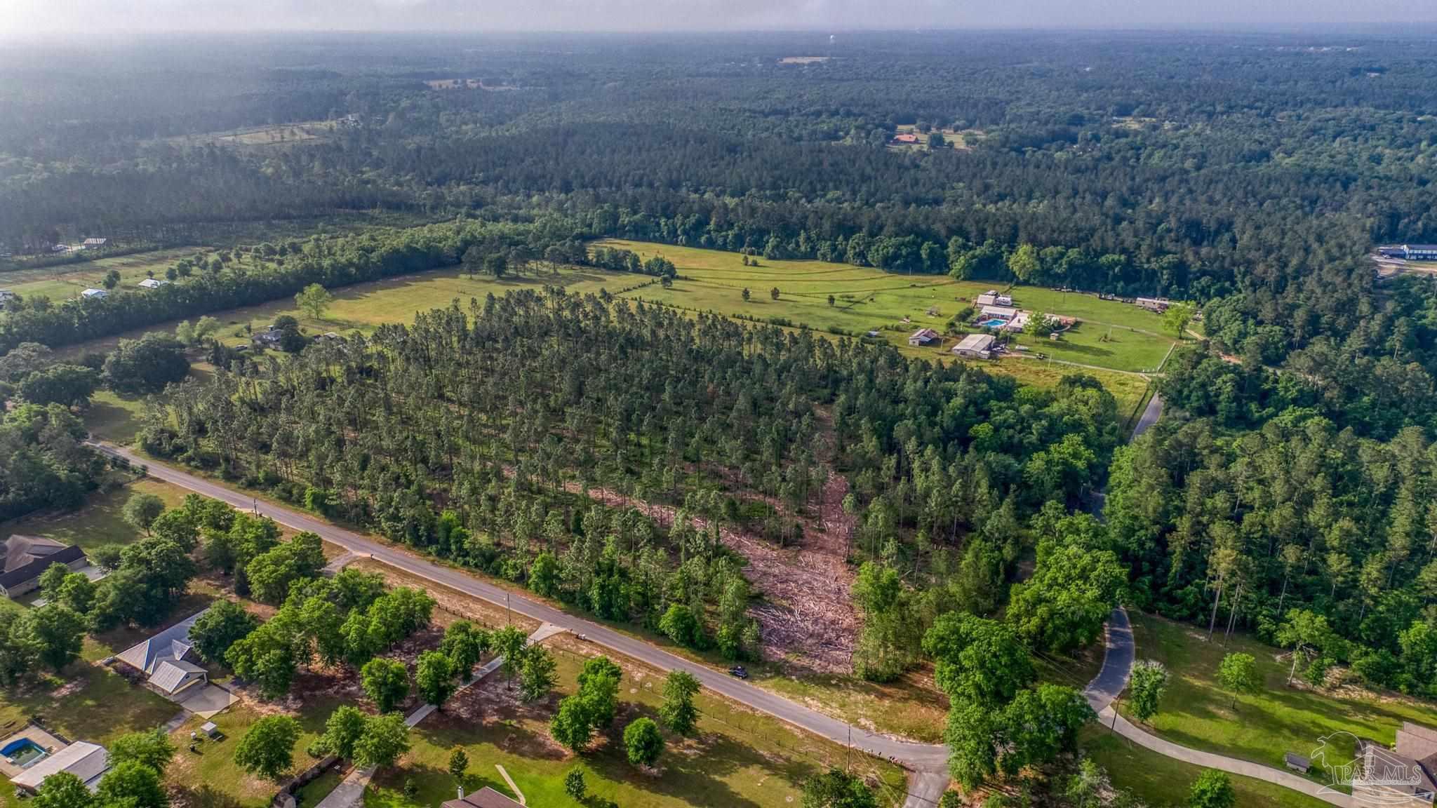 2 Martin Road Milton, FL 32570 - Photo 1 of 25
