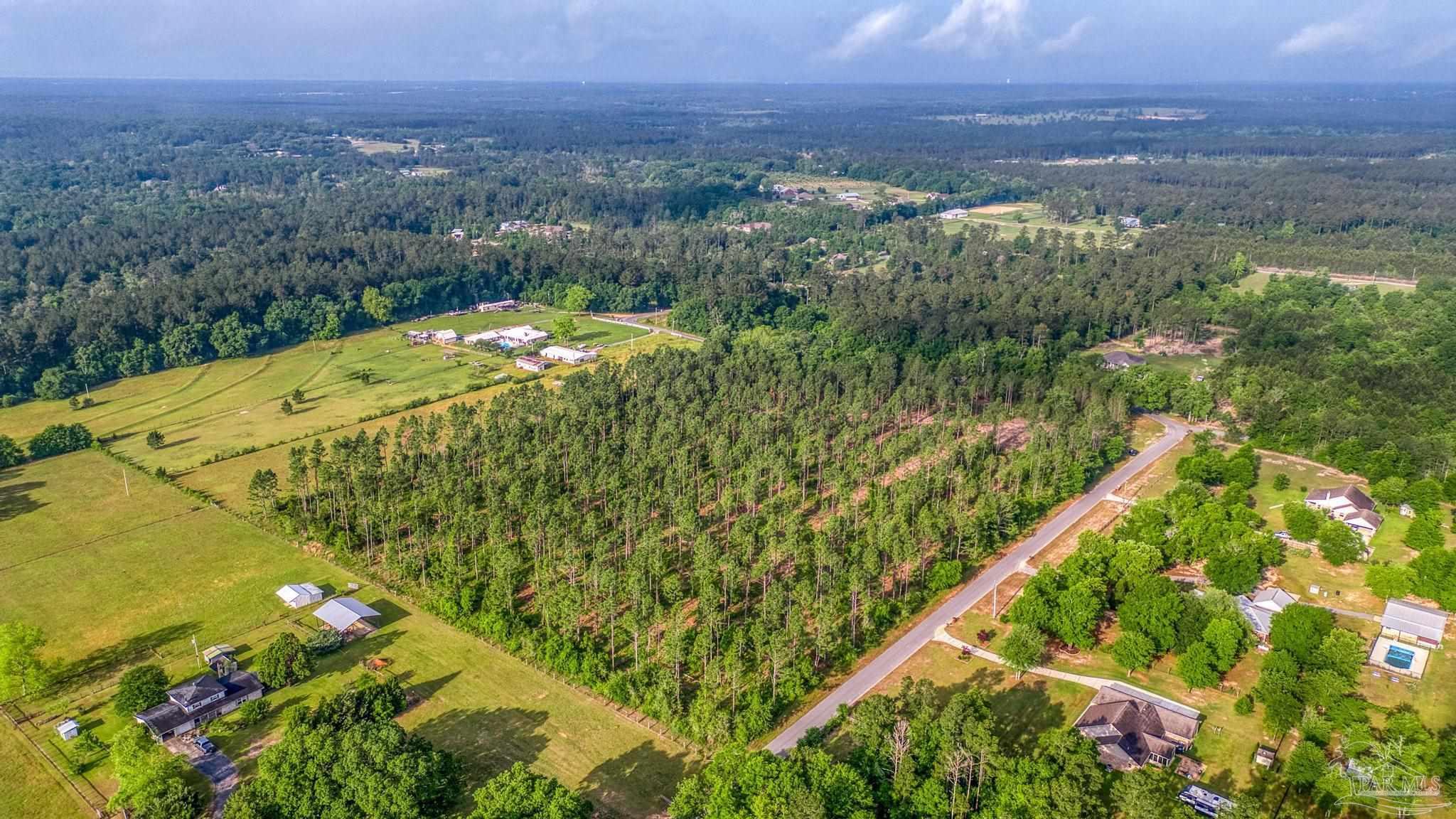 2 Martin Road Milton, FL 32570 - Photo 8 of 25