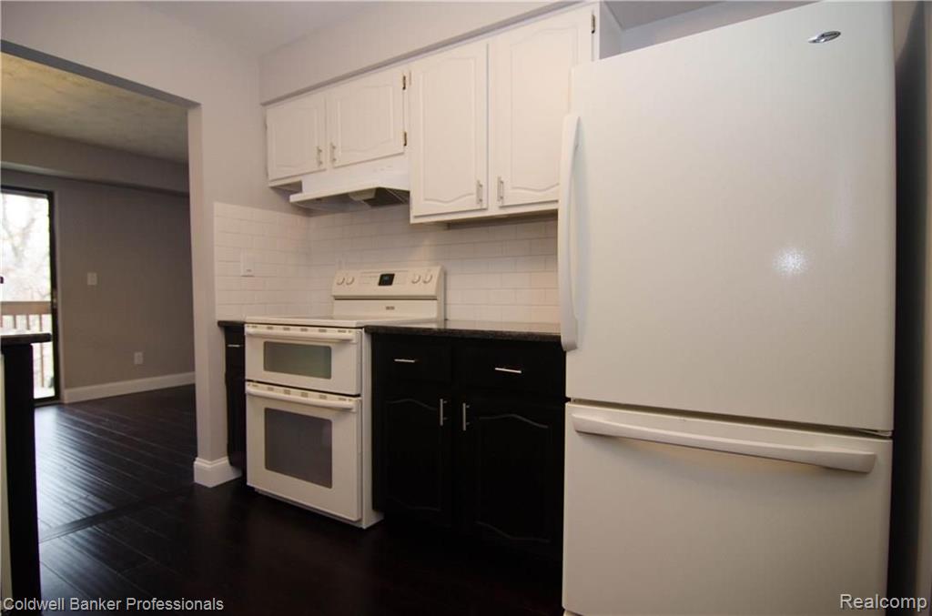 1687 Riverside Drive, Unit 16 Rochester Hills, MI 48309 - Photo 8 of 19