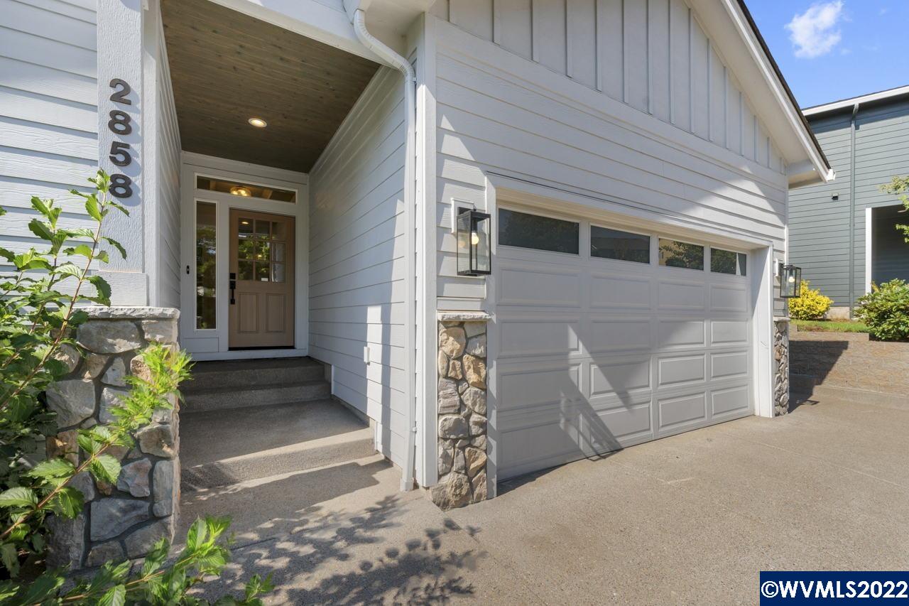 2858 Gehlar Road Northwest Salem, OR 97304 - Photo 4 of 28