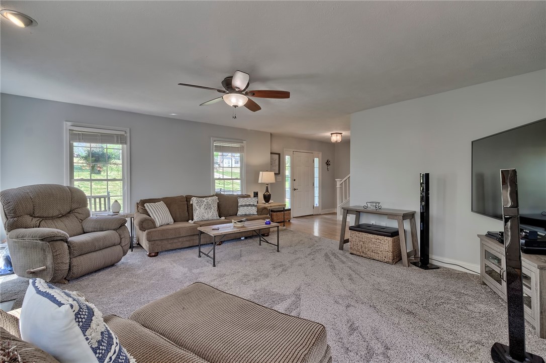 1136 Moorehead Place Pendleton, SC 29670 - Photo 7 of 32