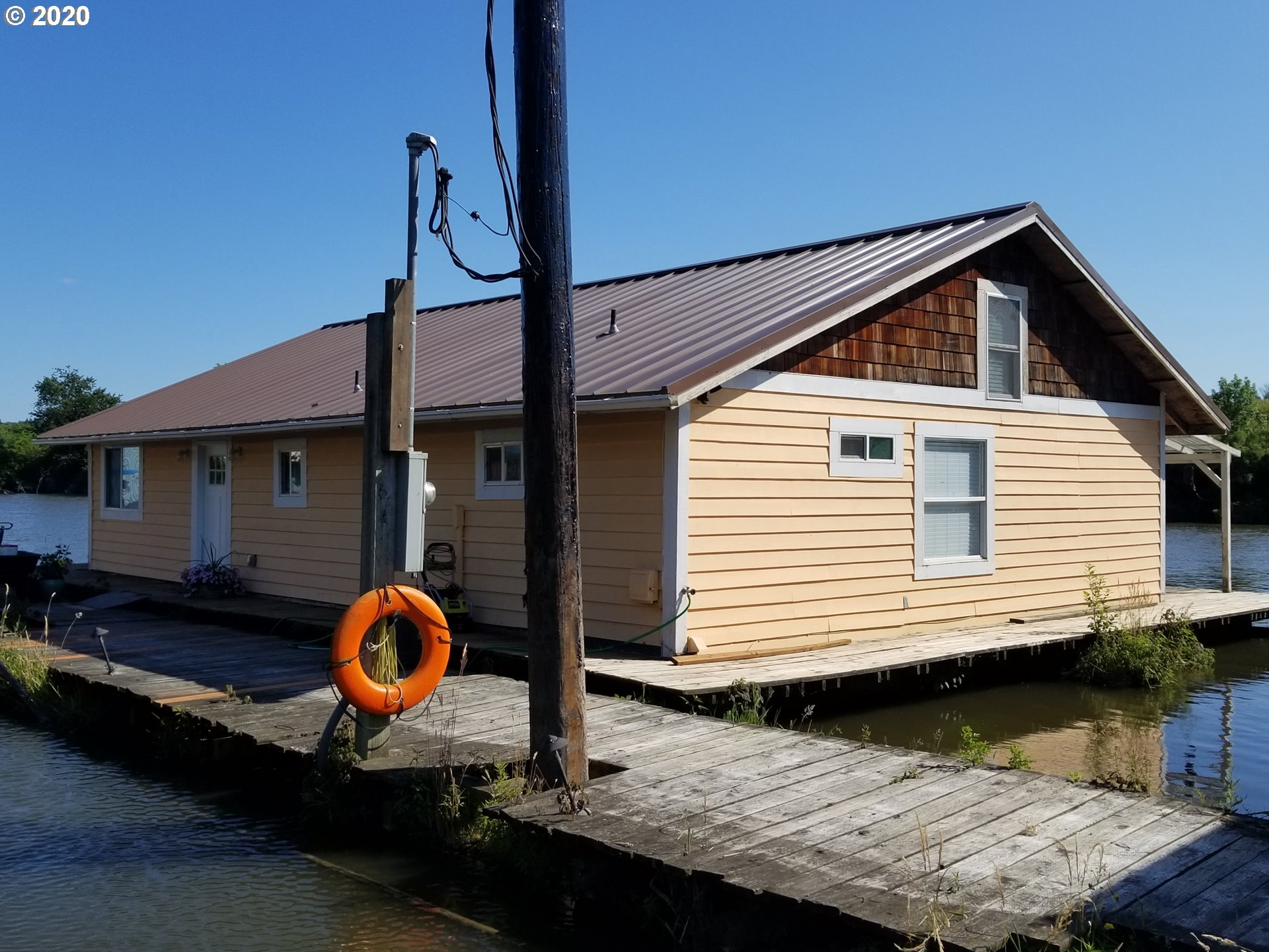 5 Mill Street, Unit B17, Ridgefield, WA 98642 Compass