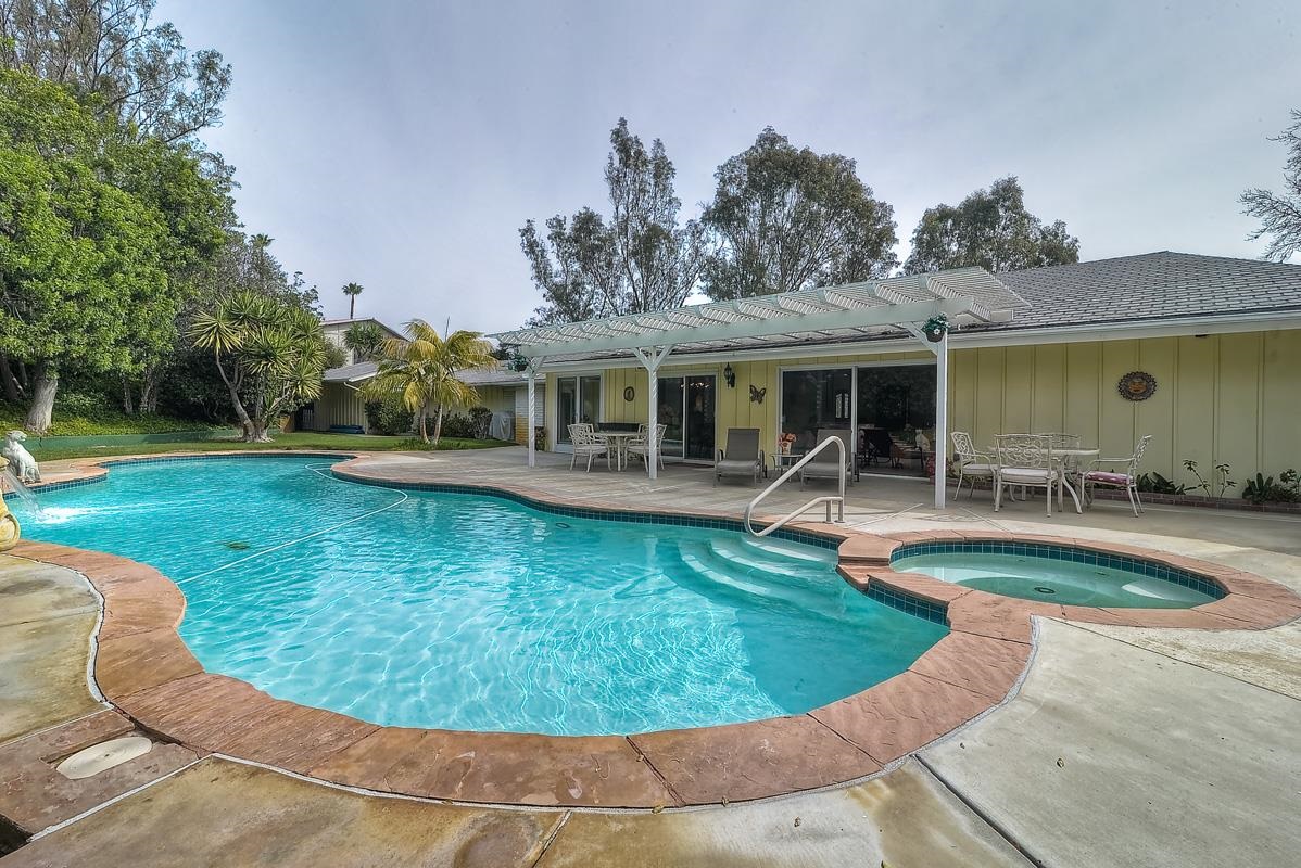 17514 Rancho Del Rio Rancho Santa Fe, CA 92067 - Photo 22 of 25