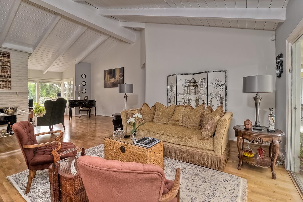 17514 Rancho Del Rio Rancho Santa Fe, CA 92067 - Photo 8 of 25