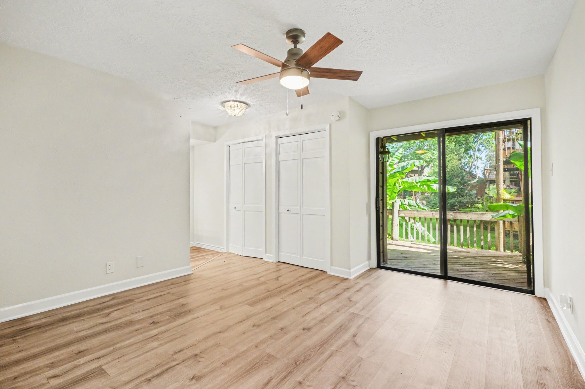 723 Davis Road League City, TX 77573 - Photo 9 of 18