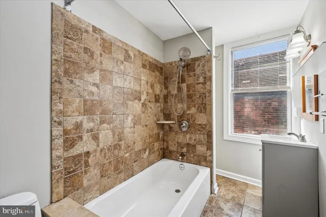 $259,999 | 414 Sigel Street, Philadelphia, PA 19148