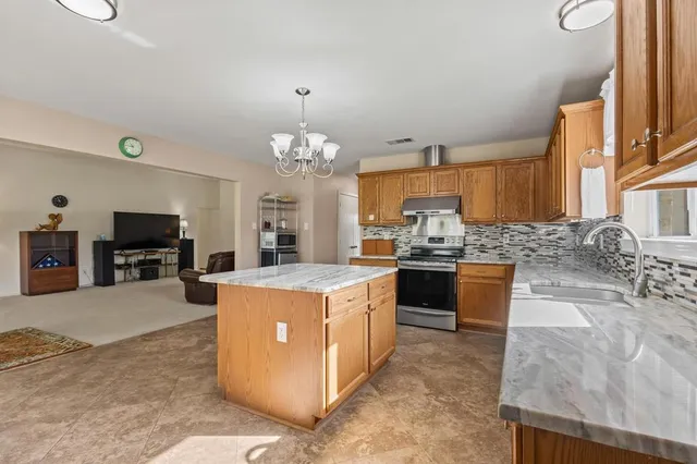 $625,000 | 2220 Cross Timbers Drive, Lowry Crossing, TX 75069