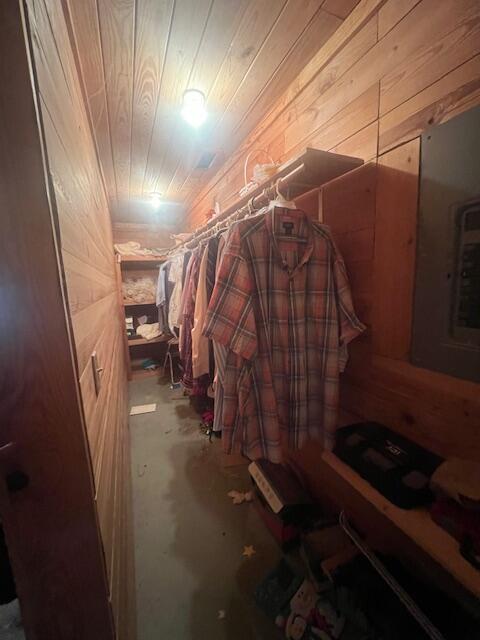 1117 Millwood Loop Jamestown, SC 29453 - Photo 18 of 34 Walkin Closet