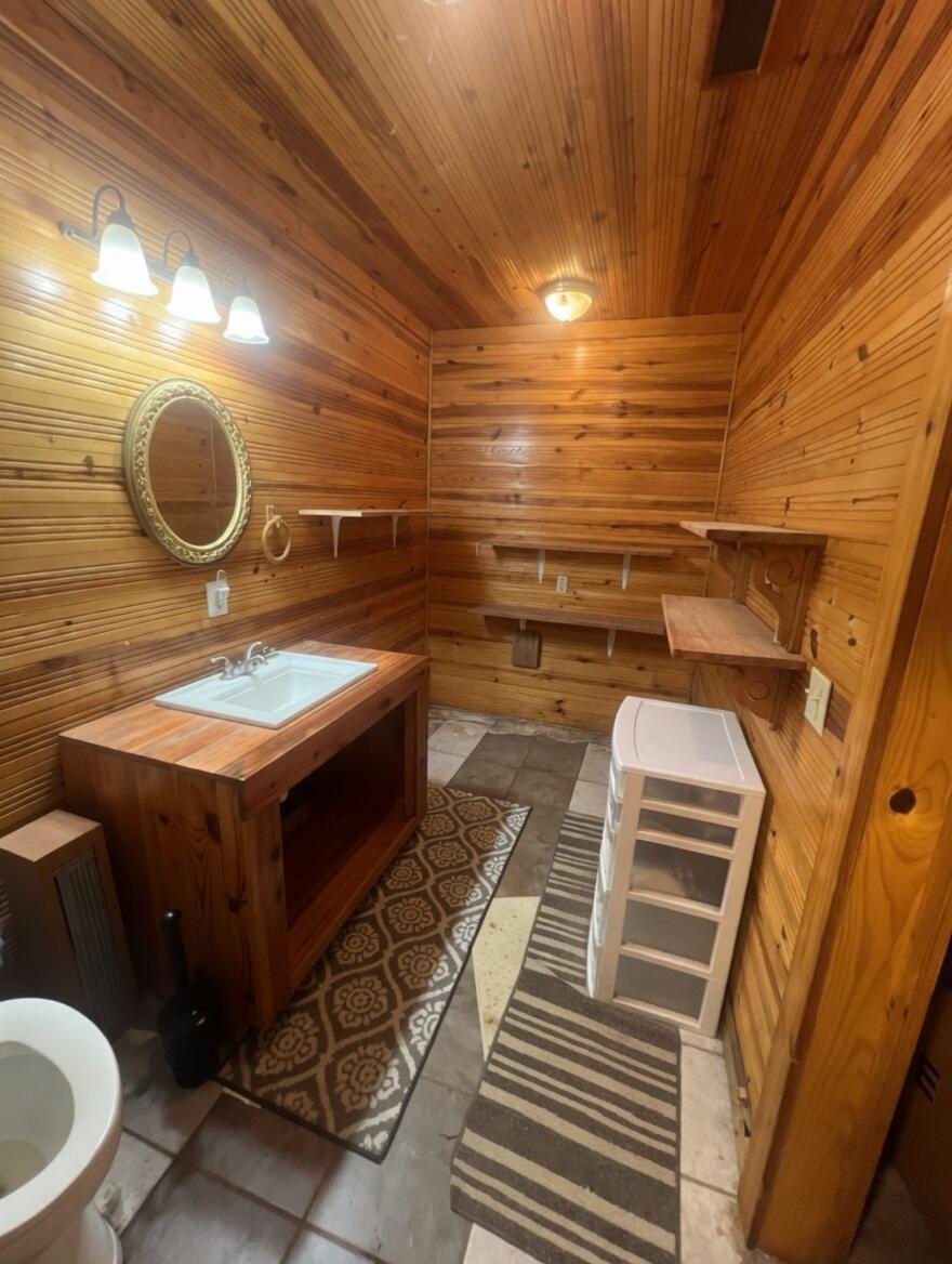 1117 Millwood Loop Jamestown, SC 29453 - Photo 23 of 34 Bathroom2 (De-Cluttered-AI)