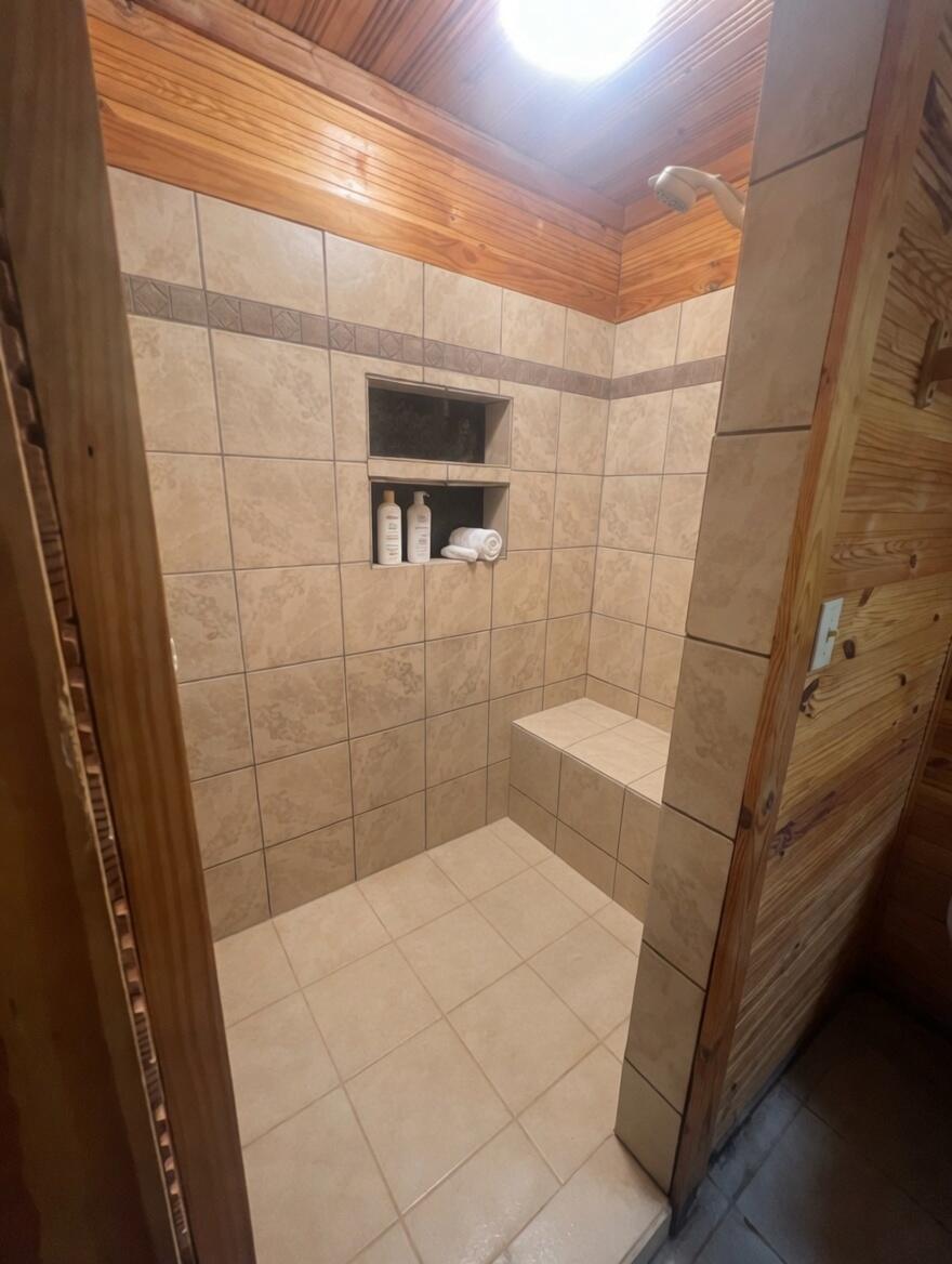 1117 Millwood Loop Jamestown, SC 29453 - Photo 25 of 34 Shower (Cleaned up, De-Cluttered AI)