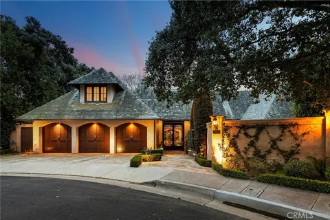 $10,500,000 | 7 Lochmoor Lane, Newport Beach, CA 92660