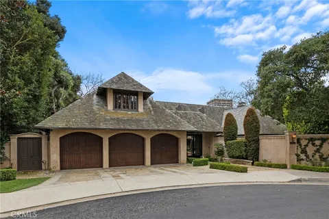 $10,500,000 | 7 Lochmoor Lane, Newport Beach, CA 92660