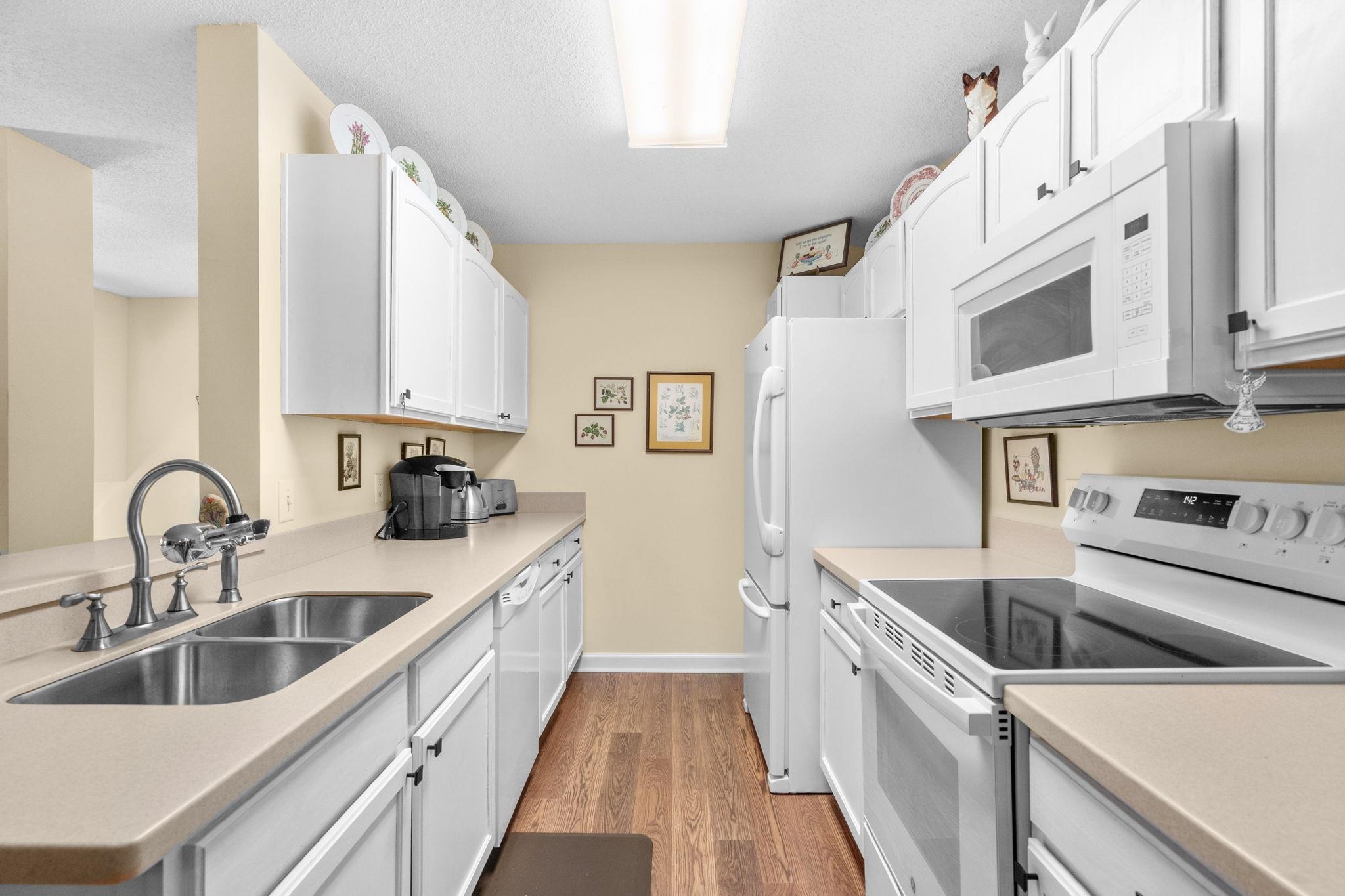 4300 Lotus Court, Unit 4300F Murrells Inlet, SC 29576 - Photo 3 of 45