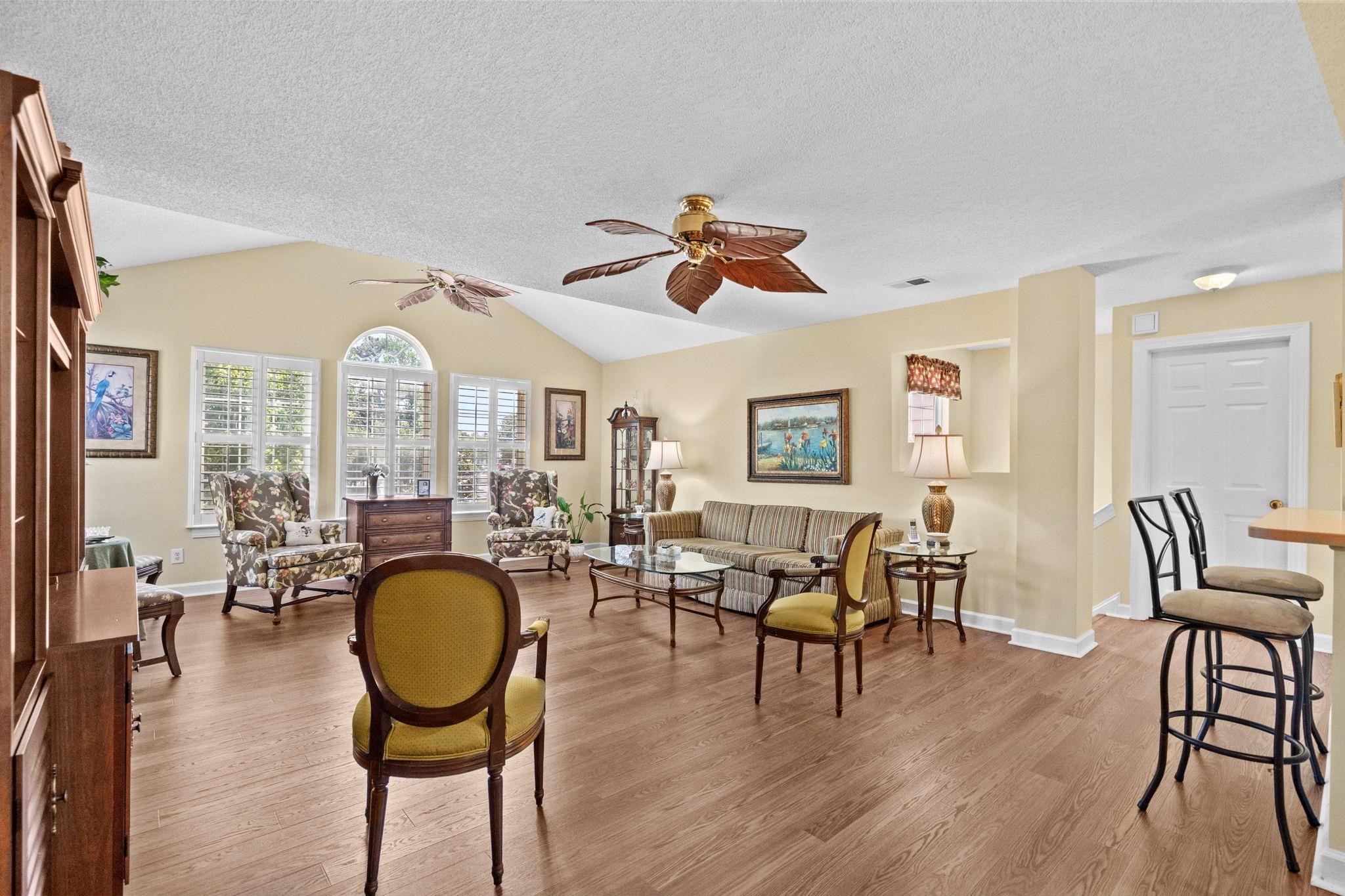 4300 Lotus Court, Unit 4300F Murrells Inlet, SC 29576 - Photo 6 of 45