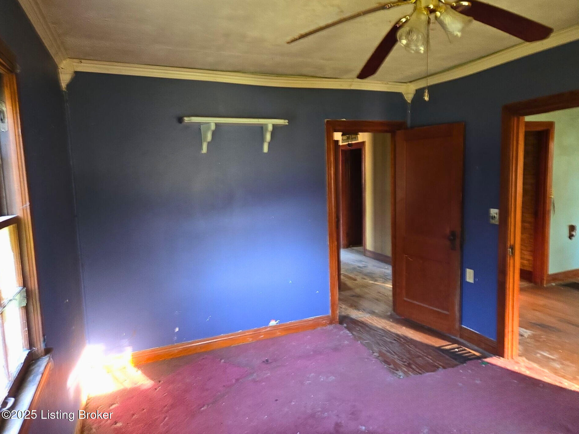 6311 Chenoweth Run Road Louisville, KY 40299 - Photo 6 of 8 6