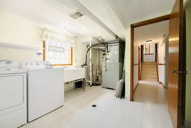 $3,000 | 14322 McCarthy Road, Lemont, IL 60439