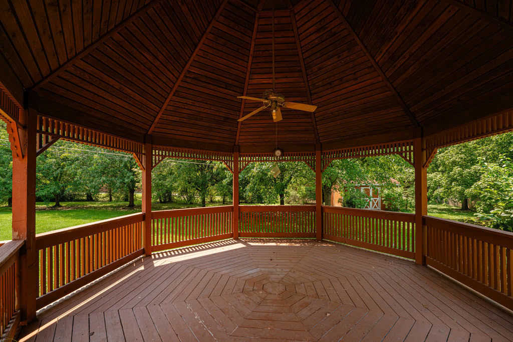 14322 McCarthy Road Lemont, IL 60439 - Photo 29 of 37 a view of outdoor space with swimming pool