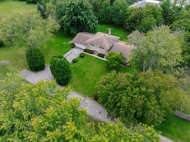 $3,000 | 14322 McCarthy Road, Lemont, IL 60439