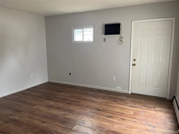 $725,000 | 54 Ramble Lane, Levittown, NY 11756