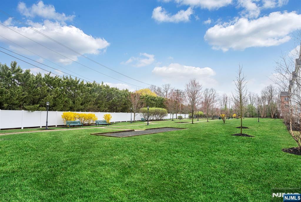 2310 Rio Vista Lane, Unit 2310 Northvale, NJ 07647 - Photo 32 of 49 a view of a big yard