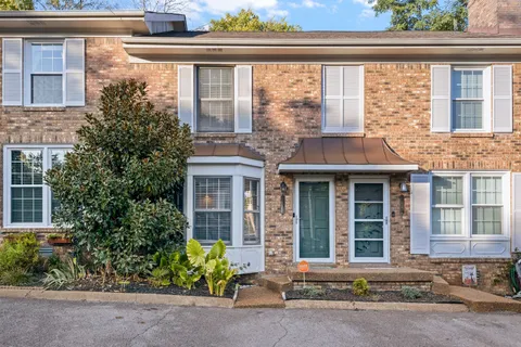 $199,999 | 511 Hickory Villa Drive, Nashville, TN 37211