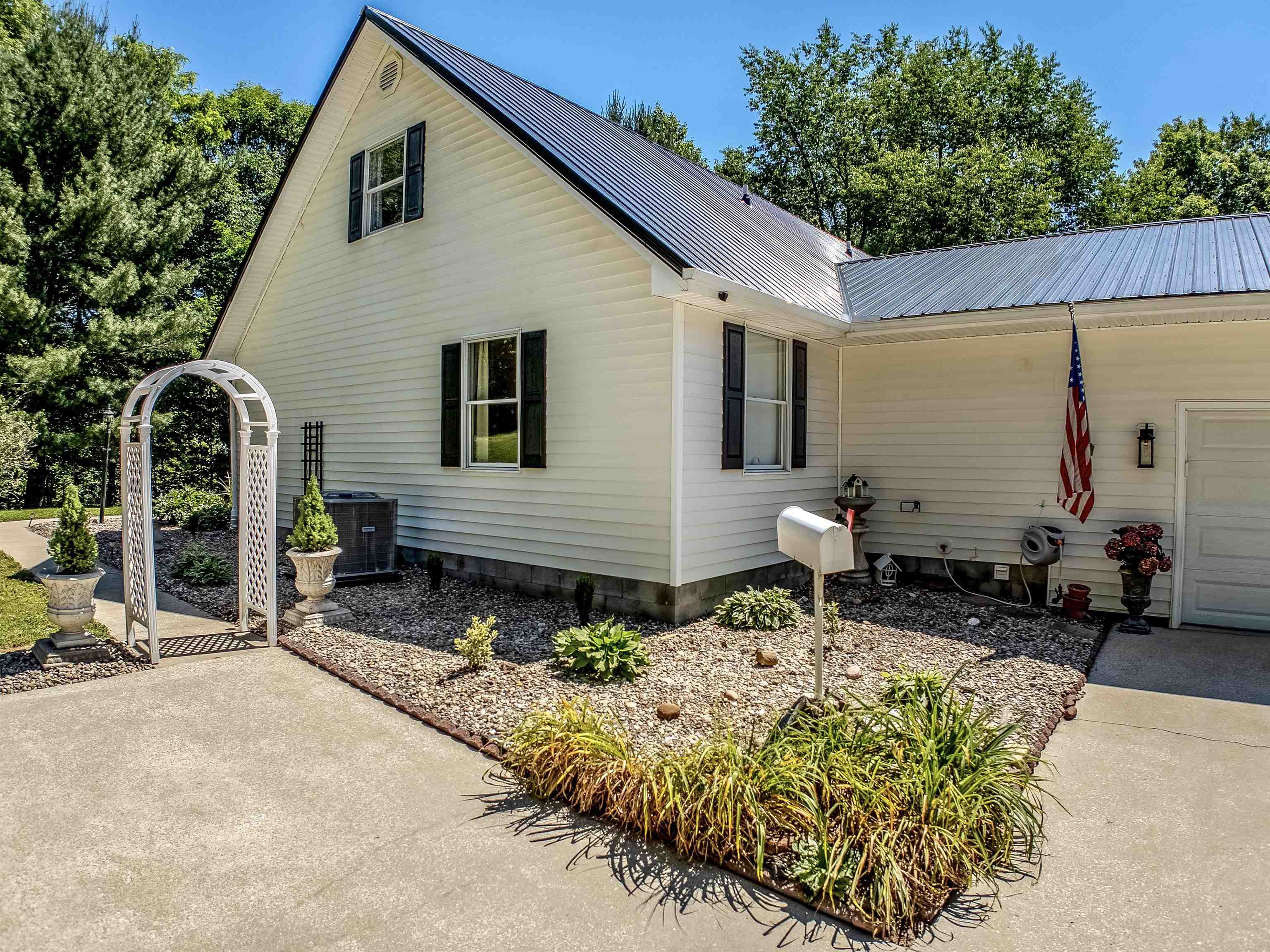 887 Trumbo Road Morehead, KY 40351 - Photo 13 of 49