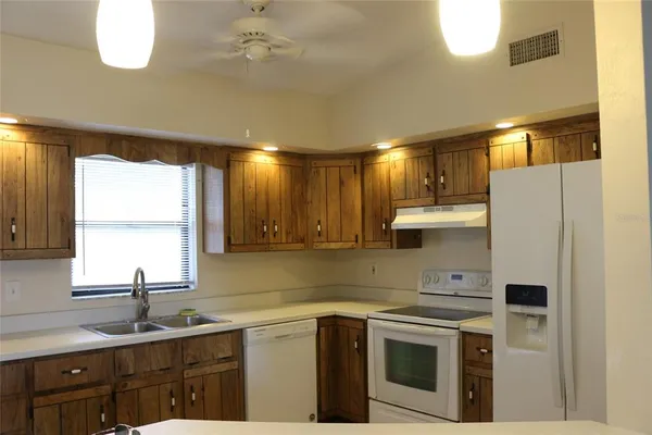 $2,500 | 4626 South Atlantic Avenue, New Smyrna Beach, FL 32169