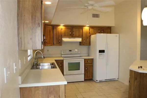 $2,500 | 4626 South Atlantic Avenue, New Smyrna Beach, FL 32169