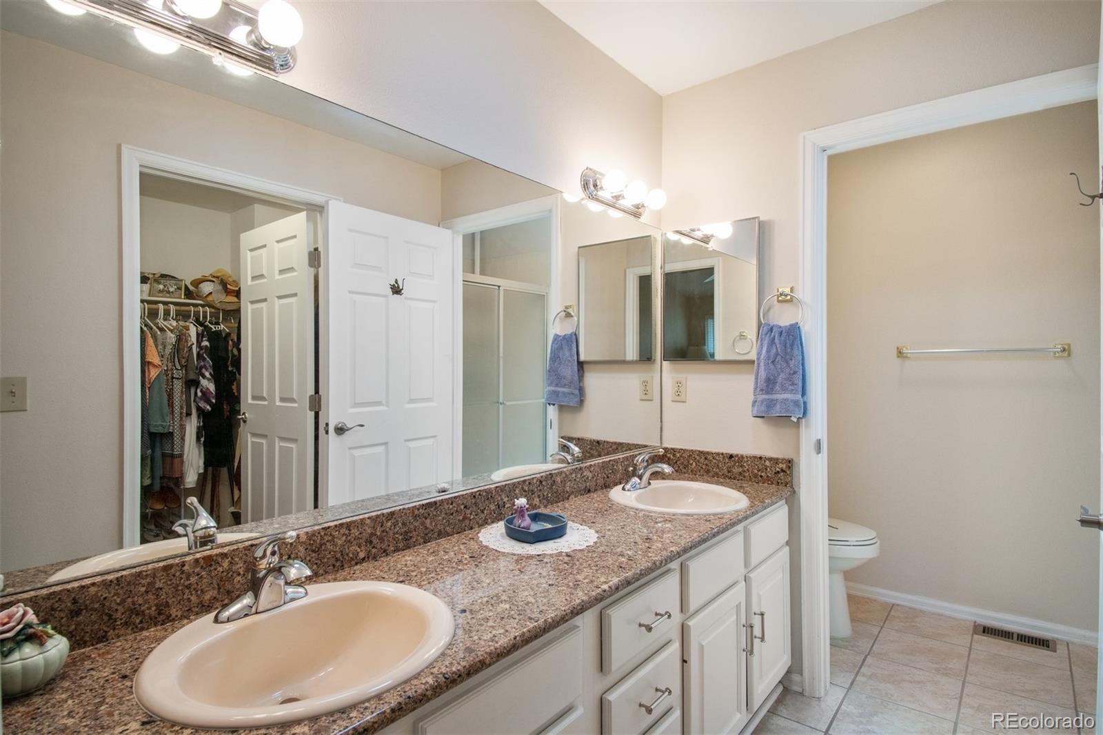 8 Sutherland Court Highlands Ranch, CO 80130 - Photo 11 of 31 Gallery Image 11