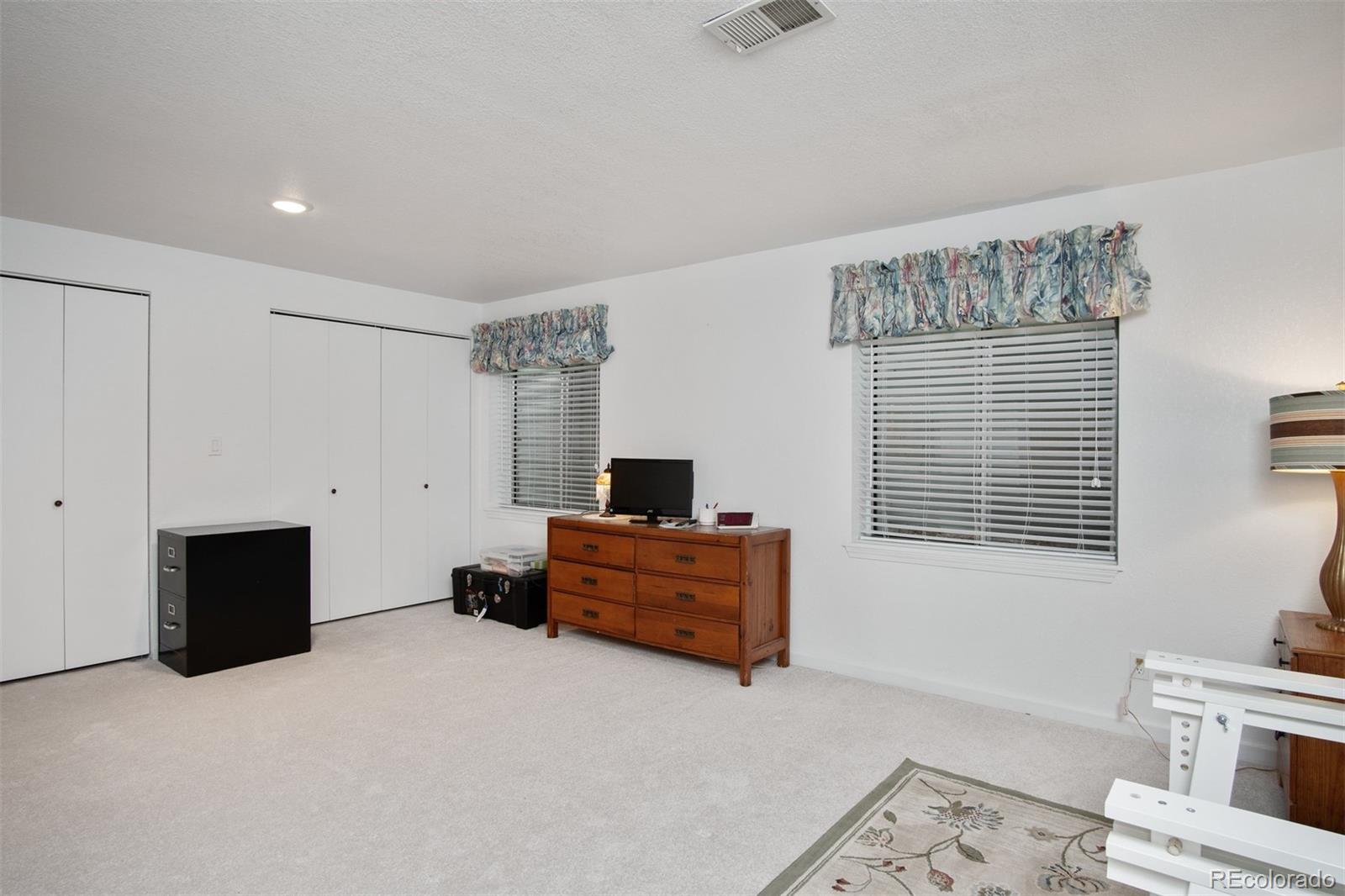 8 Sutherland Court Highlands Ranch, CO 80130 - Photo 17 of 31 Gallery Image 17
