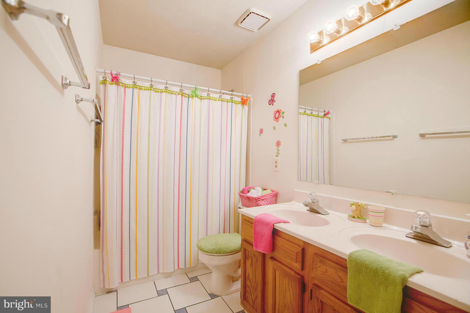 25 Wells Road Stafford, VA 22556 - Photo 22 of 30 Full Bath 2 On Upper Level