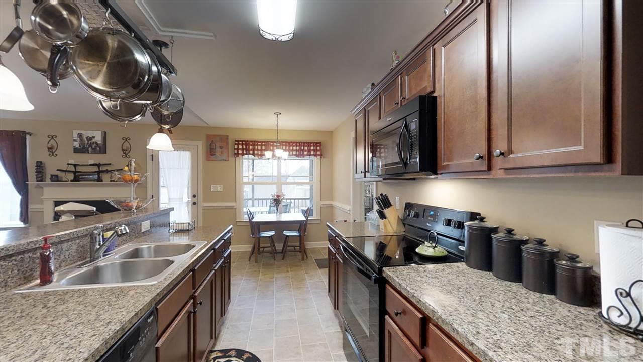 187 East Gordon Road Selma, NC 27576 - Photo 3 of 25 Gallery Image 3