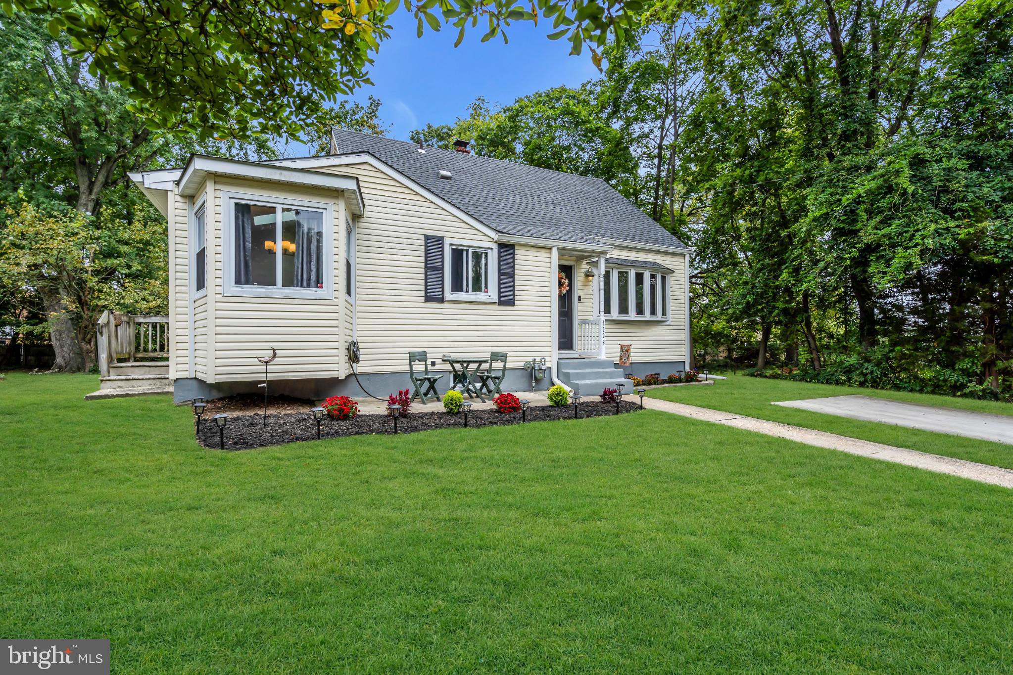 2002 South Brighton Avenue Clementon, NJ 08021 - Photo 5 of 38 a view of a house with a backyard