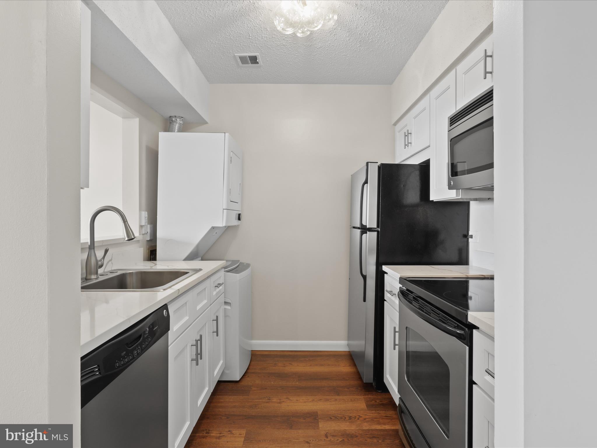 5505 Seminary Road, Unit 2609N Falls Church, VA 22041 - Photo 5 of 40