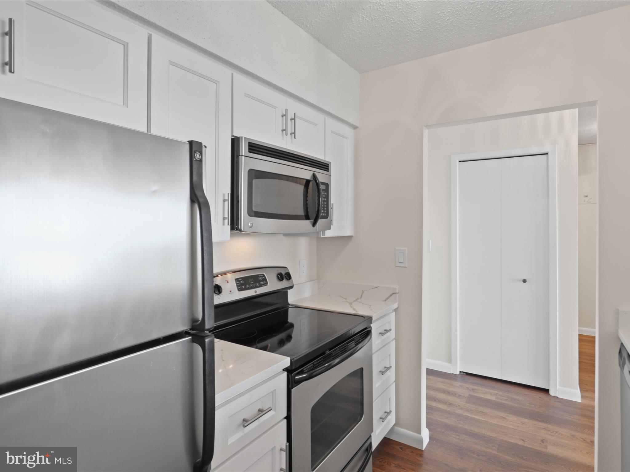 5505 Seminary Road, Unit 2609N Falls Church, VA 22041 - Photo 6 of 40