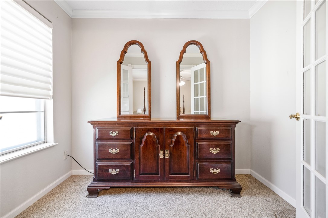 2621 Arroyo Road Waco, TX 76710 - Photo 18 of 43