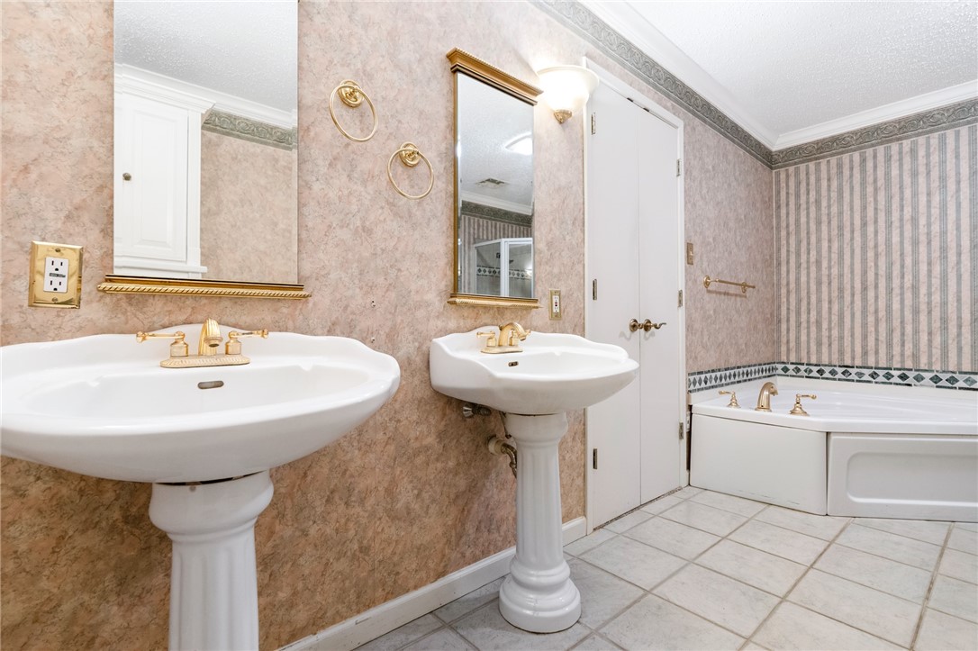 2621 Arroyo Road Waco, TX 76710 - Photo 20 of 43