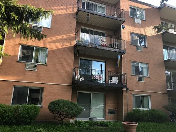$1,800 | 930 Washington Street, Unit 3A, Evanston, IL 60202