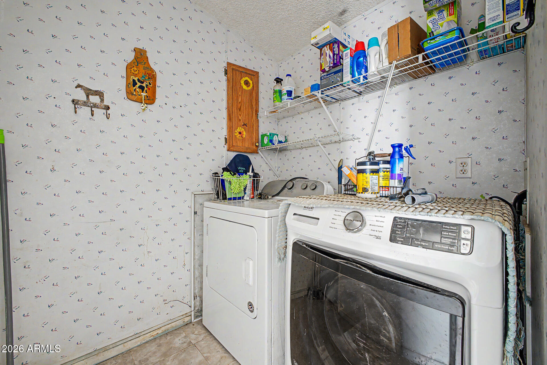 8595 North Palo Verde Road Florence, AZ 85132 - Photo 24 of 41 a utility room with dryer and washer