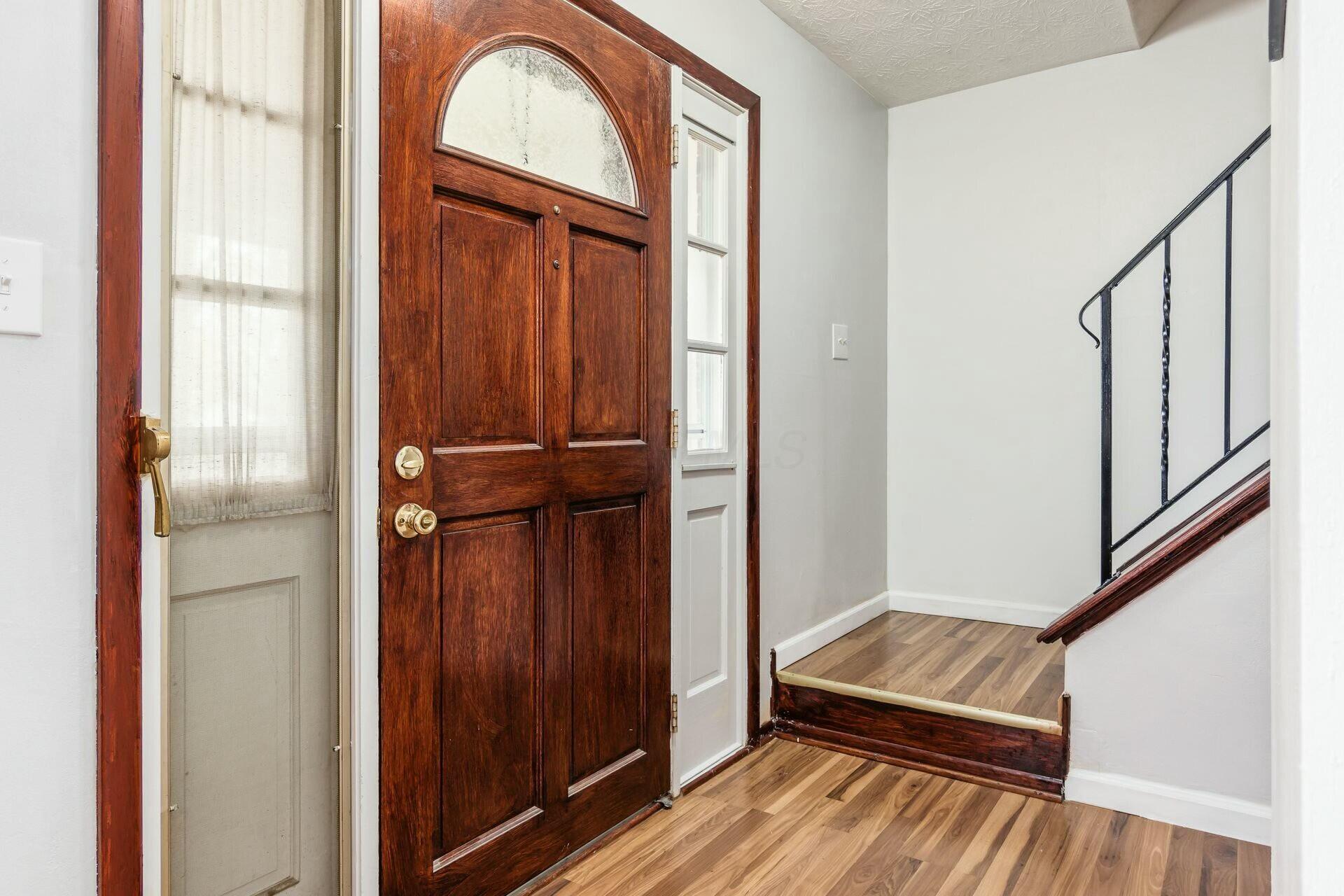 3020 Upton Road East Columbus, OH 43232 - Photo 6 of 47 Entry