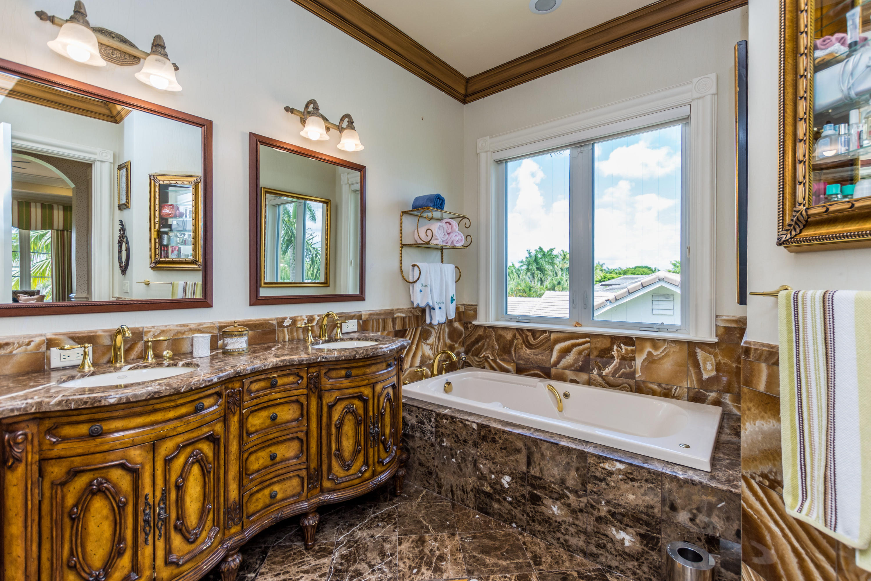 7518 Fenwick Place Boca Raton, FL 33496 - Photo 49 of 112 bathroom