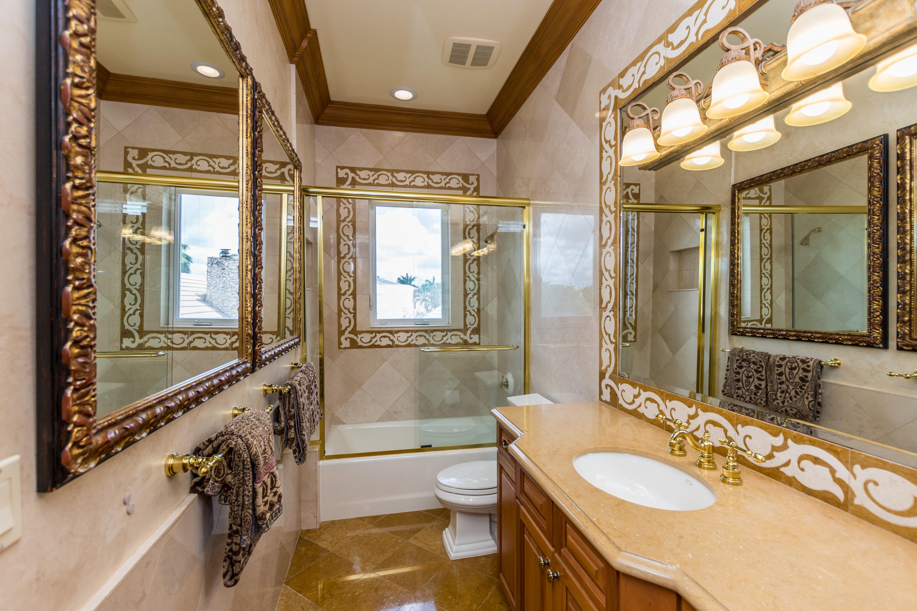 7518 Fenwick Place Boca Raton, FL 33496 - Photo 60 of 112 bathroom