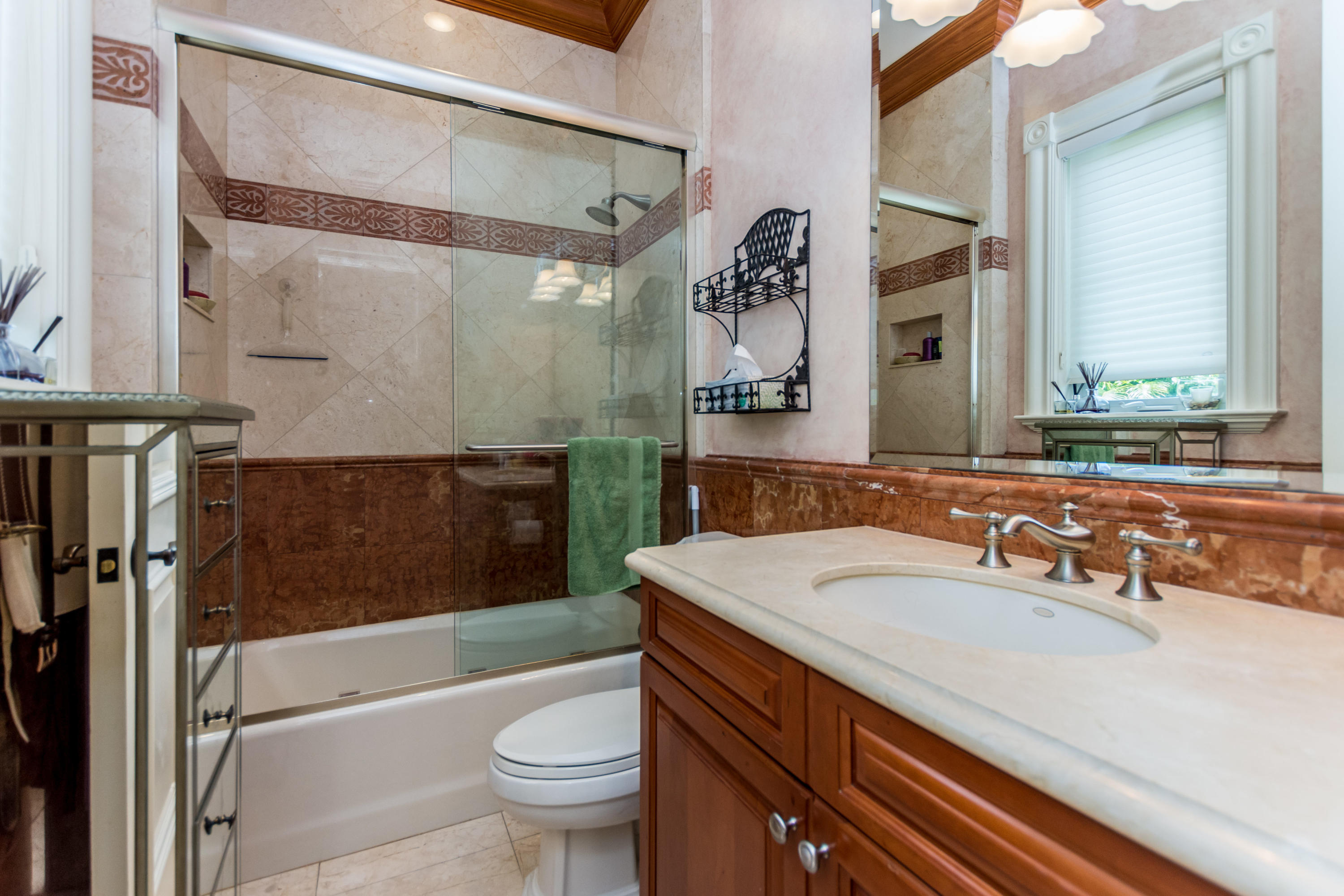 7518 Fenwick Place Boca Raton, FL 33496 - Photo 64 of 112 bathroom