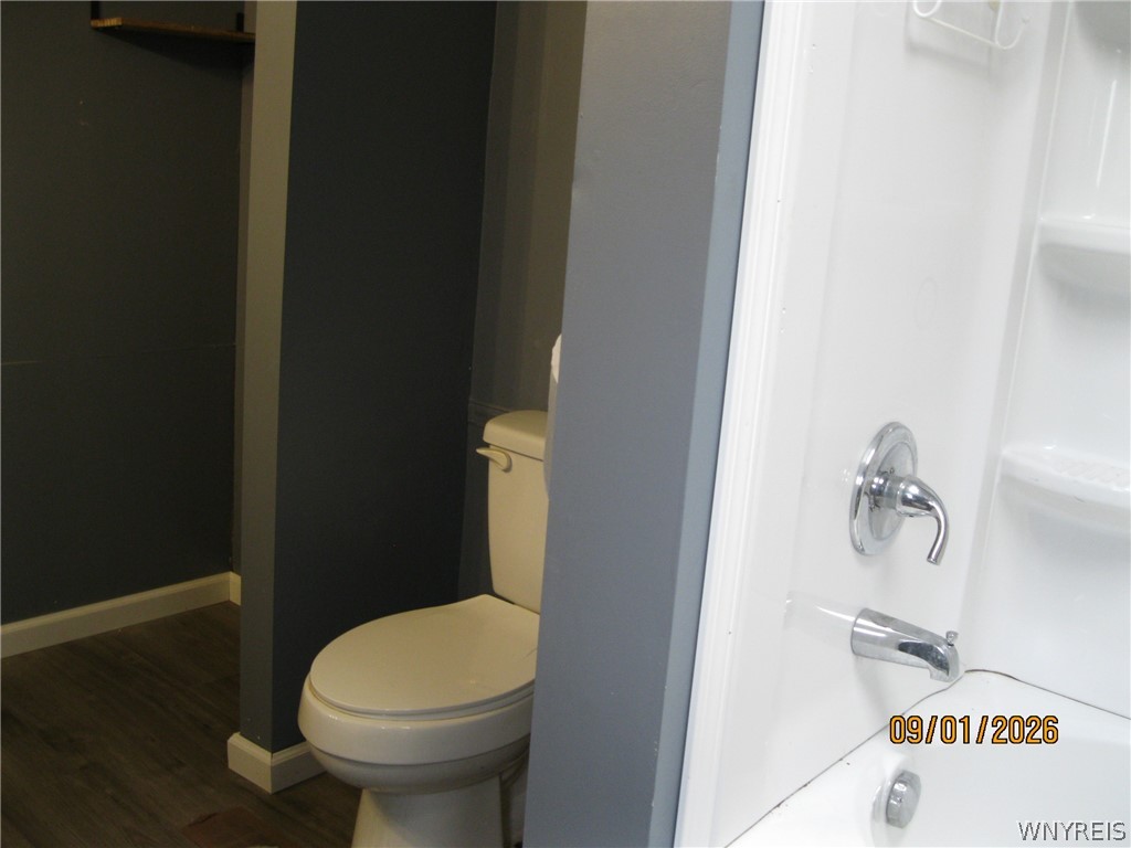 6206 Merrill Road Byron, NY 14422 - Photo 14 of 20 Split Bath for privacy