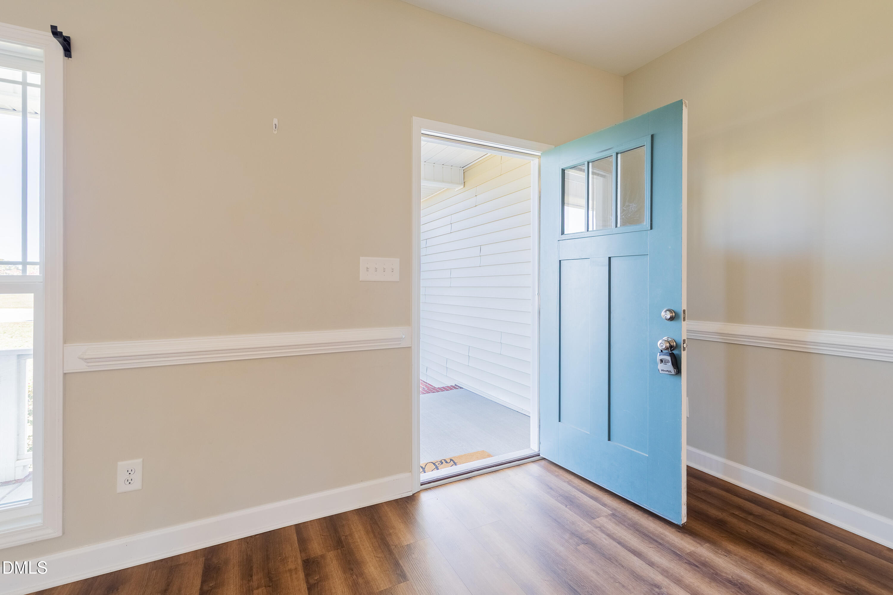 91 Wheat Drive Angier, NC 27501 - Photo 6 of 30 91WheatDr-Interior-Web-01