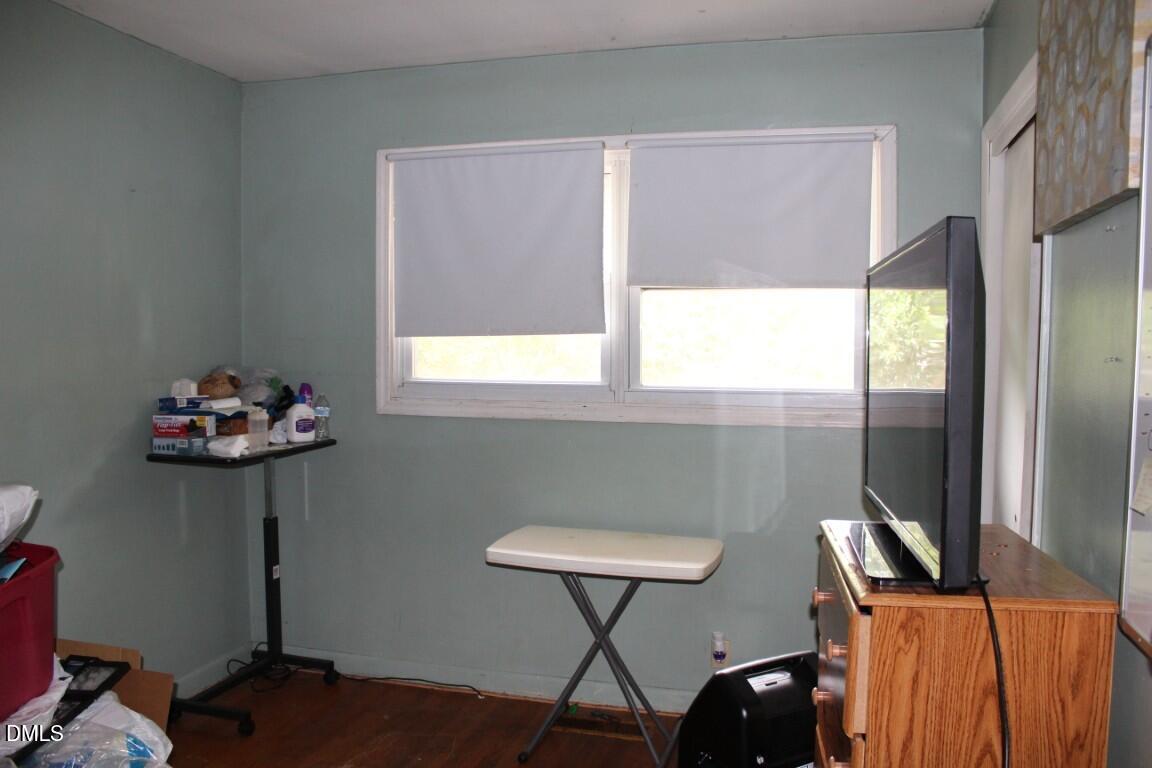 5109 Kaplan Drive Raleigh, NC 27606 - Photo 8 of 13 a view of workspace with window