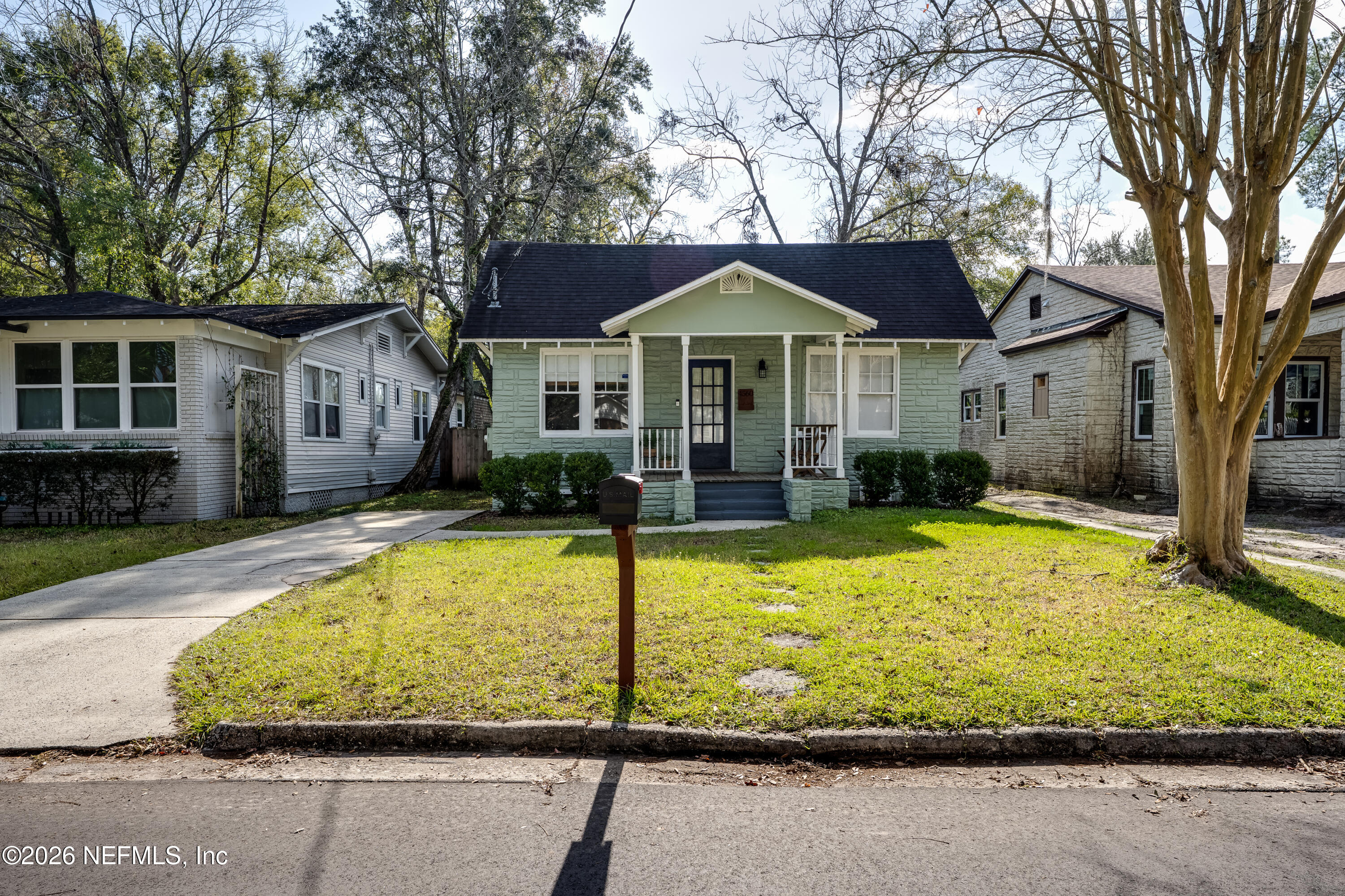 4560 French Street Jacksonville, FL 32205 - Photo 3 of 38 a view of a house with swimming pool